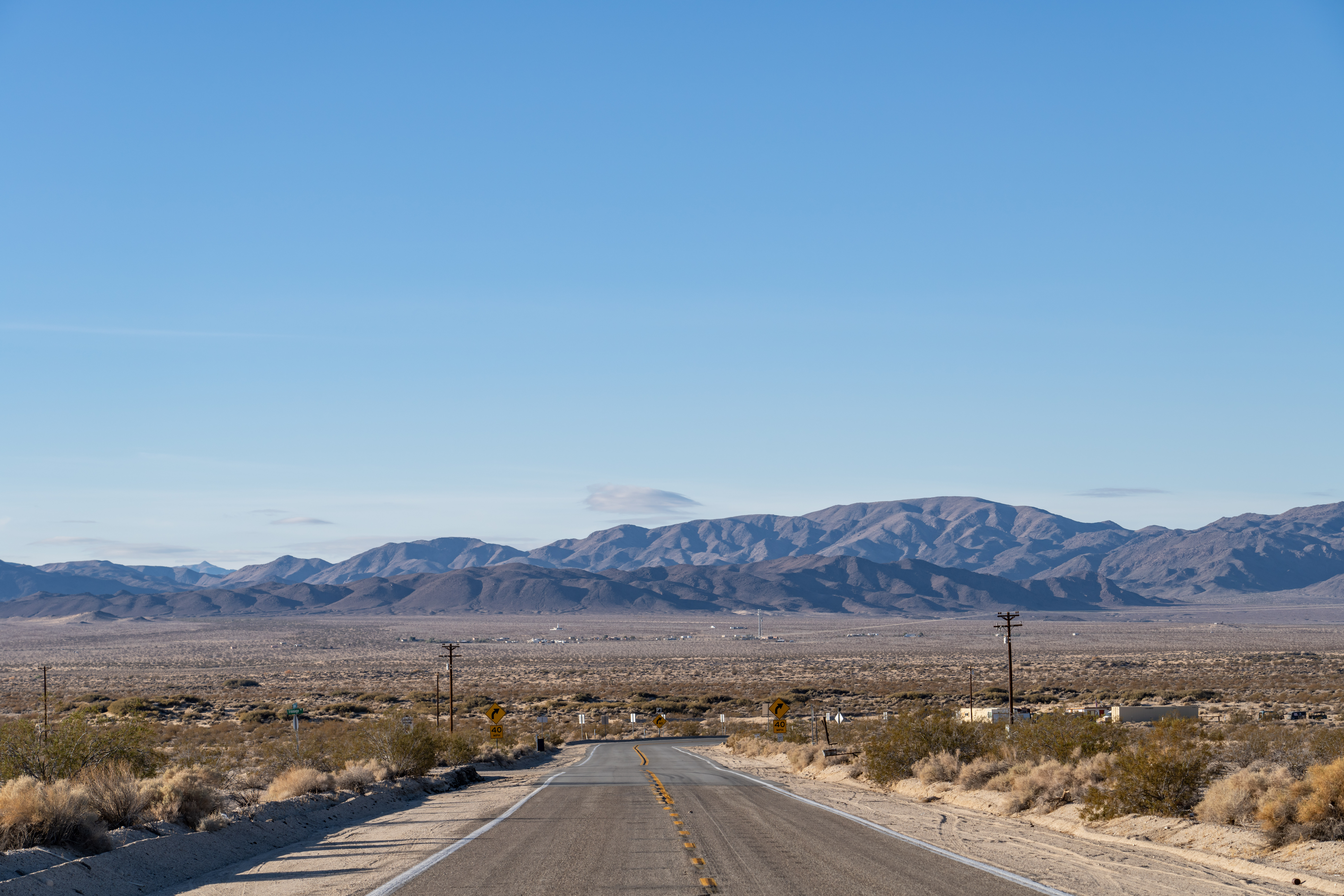 Pinto Mountains . Amboy Rd, Twentynine Palms, California. Mojave Desert / Basin and Range Province
